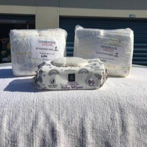 Baby Diapers . {50} Diapers and {96} Pac of Baby Wipes . Size: 1 . 4 Months Up